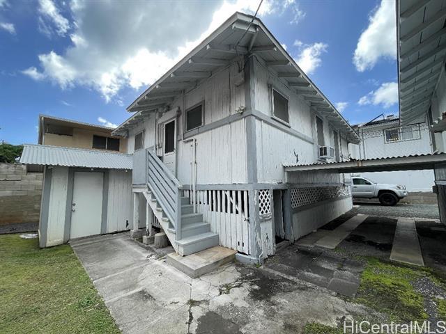 2015 Algaroba St in Honolulu, HI - Building Photo - Building Photo