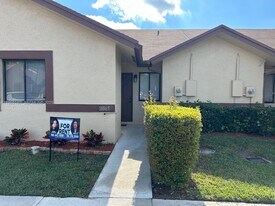 11065 NW 38th Pl in Sunrise, FL - Building Photo