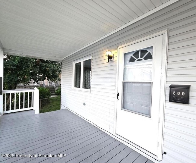 property at 209 Lincoln St