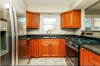 10114 S California Ave in Chicago, IL - Building Photo - Building Photo