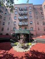 165 Vroom St, Unit 1F in Jersey City, NJ - Building Photo