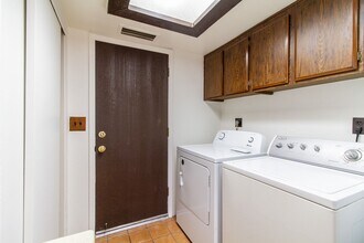 4853 E Euclid Ave in Phoenix, AZ - Building Photo - Building Photo