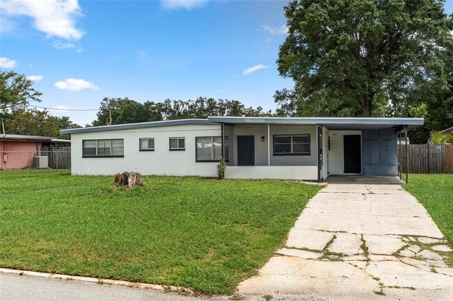 512 Langford Cir in Plant City, FL - Building Photo - Building Photo