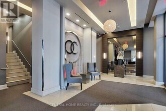 60-B360 Annie Craig Dr in Toronto, ON - Building Photo - Building Photo