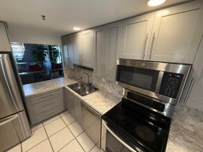 2788 Tennis Club Dr in West Palm Beach, FL - Foto de edificio - Building Photo