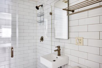 15 Euston Rd, Unit 1 in Boston, MA - Building Photo - Building Photo