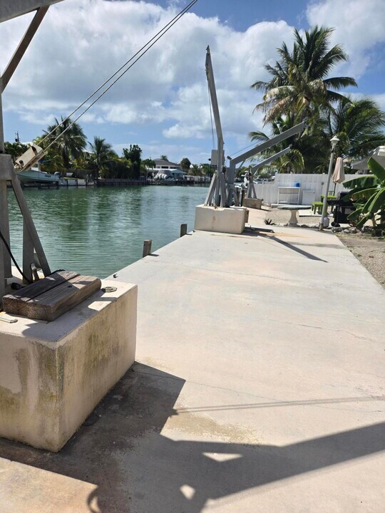 660 11th St in Key Colony Beach, FL - Building Photo