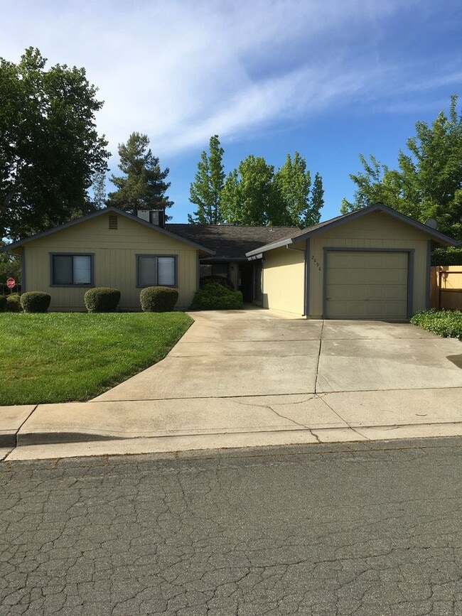 property at 2098 Fancy Oaks Dr