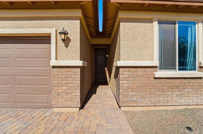 17684 W Country Club Terrace in Surprise, AZ - Building Photo - Building Photo