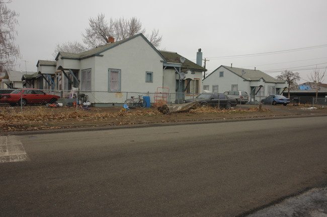 615 S 6th St in Yakima, WA - Building Photo - Building Photo