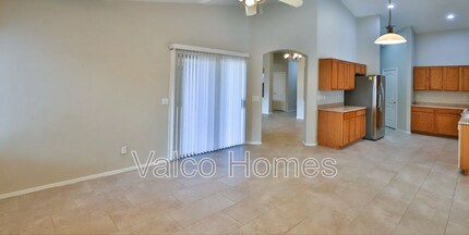 1593 E Wildhorse Pl in Chandler, AZ - Building Photo - Building Photo