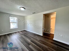 2269 W 12th St in Jacksonville, FL - Building Photo - Building Photo