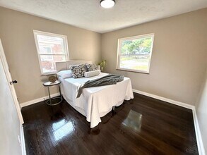 6824 Salem Rd in Cincinnati, OH - Building Photo - Building Photo