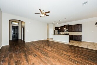 220 Watson St in Red Oak, TX - Building Photo - Building Photo