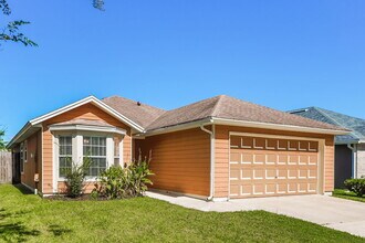 4268 Hanging Moss Dr in Orange Park, FL - Building Photo - Building Photo