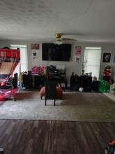 6543 Bay St in Douglasville, GA - Foto de edificio - Building Photo