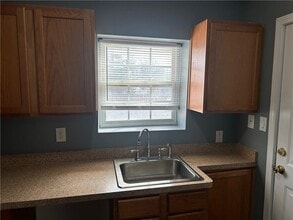 2367 Cascade Rd in Atlanta, GA - Building Photo - Building Photo