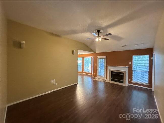 8600 Lockerbie Ln in Charlotte, NC - Building Photo - Building Photo