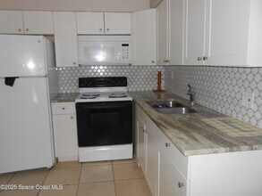 140 Minna Ln in Merritt Island, FL - Building Photo - Building Photo