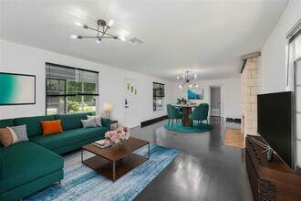 3203 Hancock Dr in Austin, TX - Foto de edificio - Building Photo