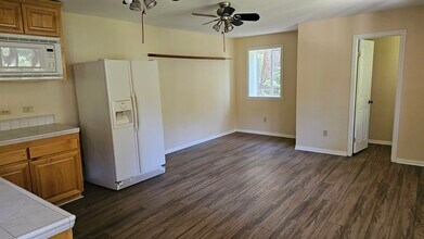 527 Sutter Ln in Lake Arrowhead, CA - Building Photo - Building Photo