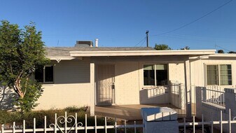 3622 W Sunland Ave in Phoenix, AZ - Building Photo