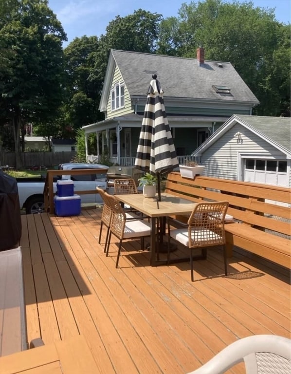 property at 586 Broad St