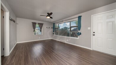725 Arcadia Pl in Colorado Springs, CO - Building Photo - Building Photo