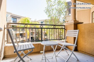 2383 N Main St-Unit -FL3-ID958 in Walnut Creek, CA - Foto de edificio - Building Photo