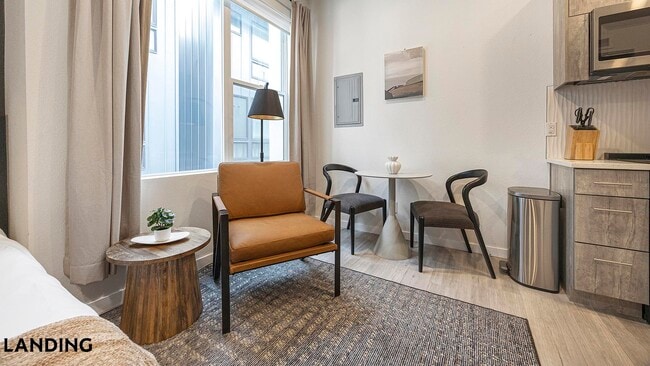 3022 Zuni St, Unit 202