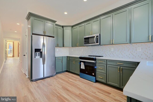 1715 N Broadway in Baltimore, MD - Building Photo - Building Photo