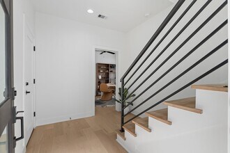 8707 Ojeman Villas Dr in Houston, TX - Building Photo - Building Photo