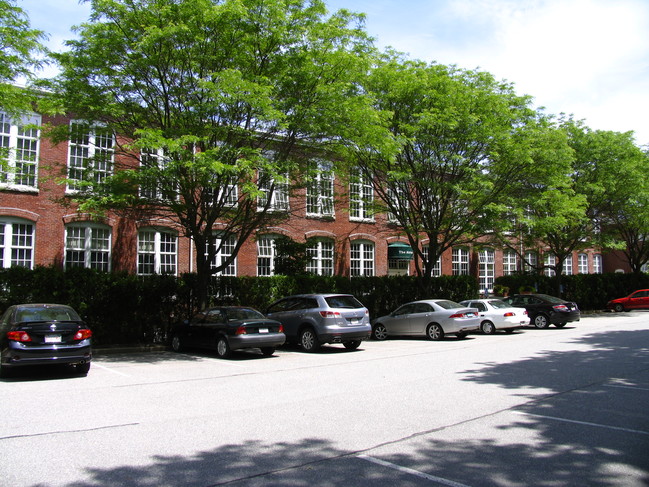 The Courtyard in Newburyport, MA - Building Photo - Building Photo