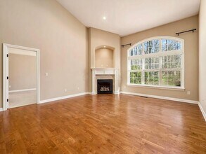 9390 Pratolino Villa Dr in Dublin, OH - Building Photo - Building Photo