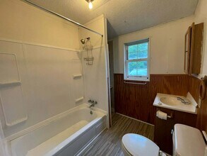 300 Sortwell St in West Columbia, SC - Building Photo - Building Photo