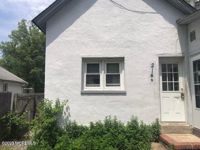 214 4th St in Keansburg, NJ - Building Photo - Building Photo