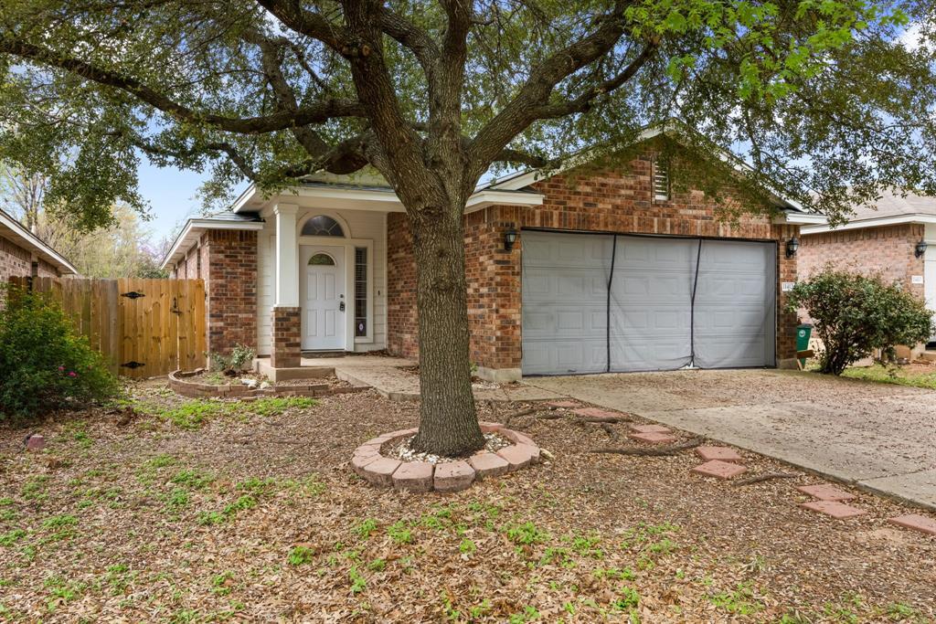 11412 Jim Thorpe Ln in Austin, TX - Building Photo