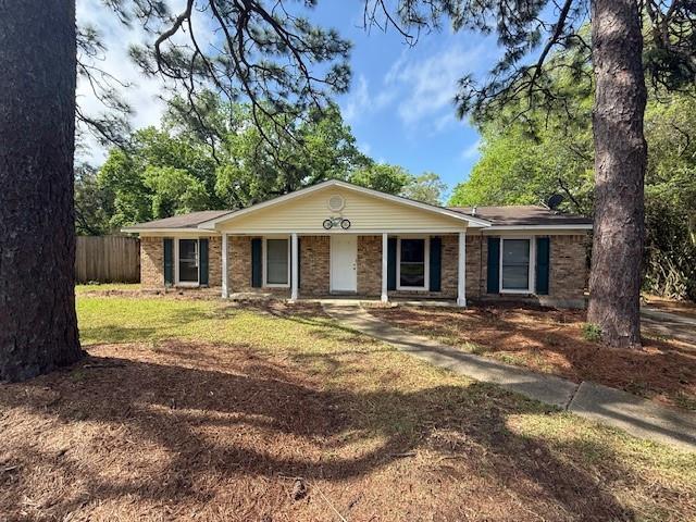 684-681 Momote Dr W in Mobile, AL - Building Photo