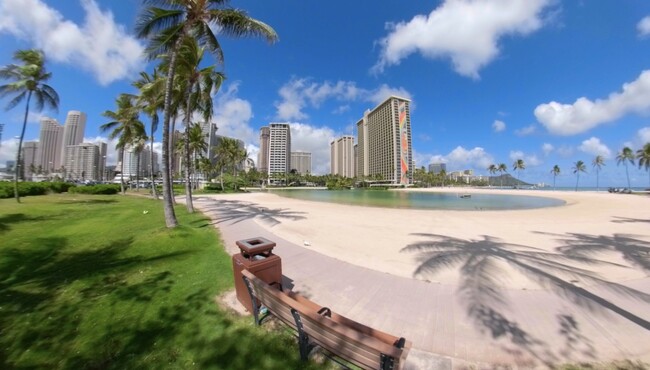 1778 Ala Moana Blvd, Unit 3217 in Honolulu, HI - Foto de edificio - Building Photo