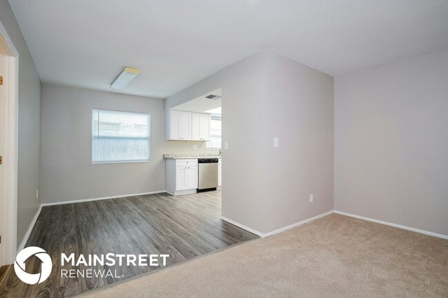 property at 1005 Park Dr