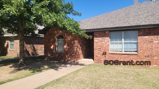 property at 3108 109th St