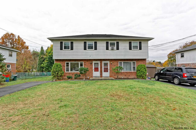 238 Old Niskayuna Rd