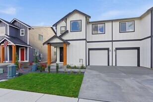 1334 N Wilhelm Wy in Post Falls, ID - Building Photo