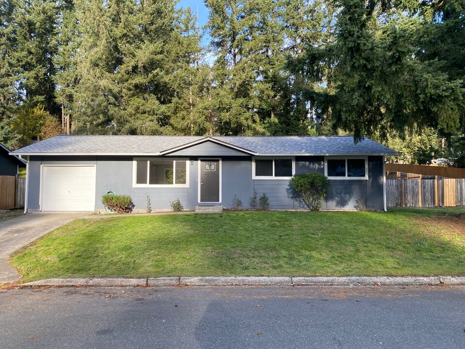 23338 SE 267th Pl in Maple Valley, WA - Foto de edificio