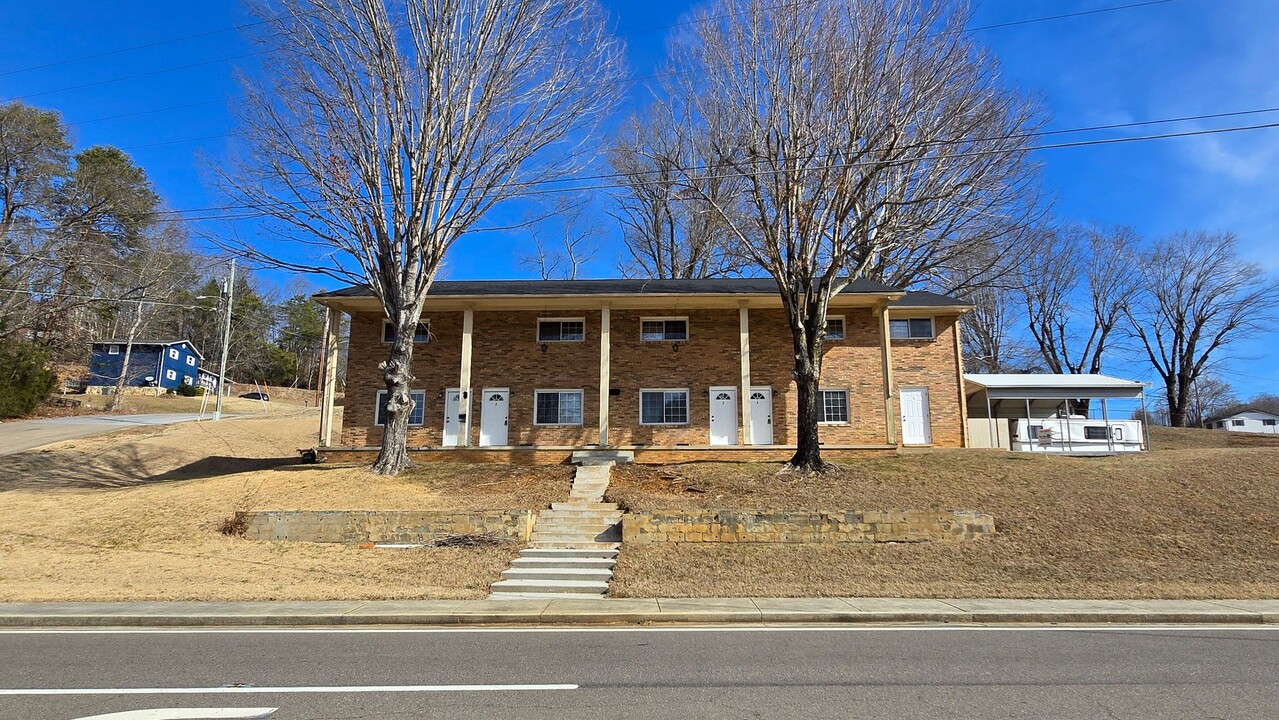 454 N Central Ave in Church Hill, TN - Building Photo