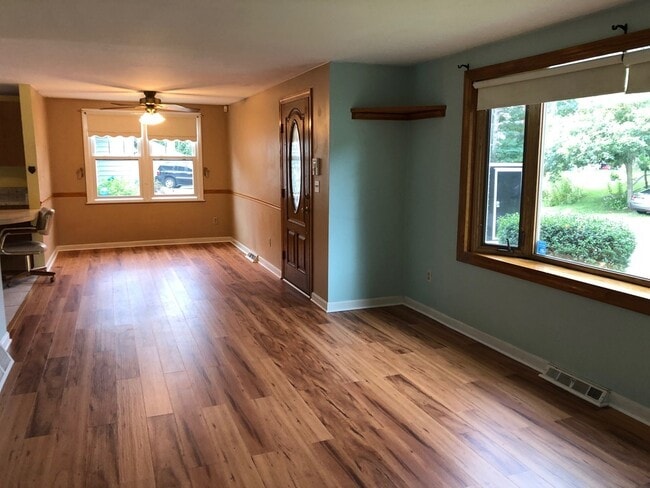 9 Silver Birch Ave in Plymouth, MA - Building Photo - Building Photo