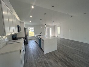 1801 NW 13th Terrace in Cape Coral, FL - Building Photo - Building Photo