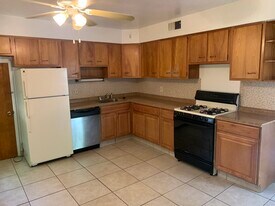 1167 Wightman St in Pittsburgh, PA - Building Photo