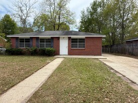 347 Oriole Dr in Slidell, LA - Building Photo