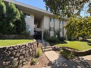 Fountain Terrace Apartments in Spokane, WA - Building Photo - Building Photo